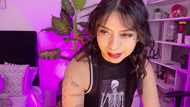 Snapshot of melany_naa chatting on February 2026 10:26:01 PM melany naa online show from February 2026 10:26:01 PM