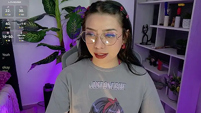 Snapshot of melany_naa chatting on March 2026 11:41:01 PM melany naa online show from March 2026 11:41:01 PM