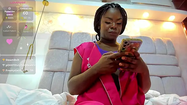 amina west online show from October 2025 12:03:01 PM