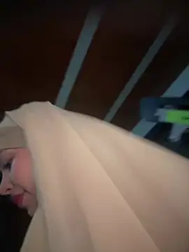 lalilamassu1 online show from January 2026 11:15:02 AM