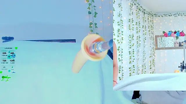 Tiffanny Love  online show from October 2025 09:08:01 AM