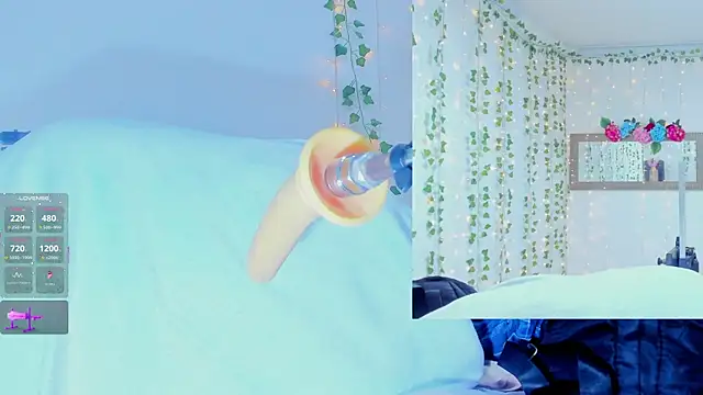 Tiffanny Love  online show from October 2025 09:13:02 AM