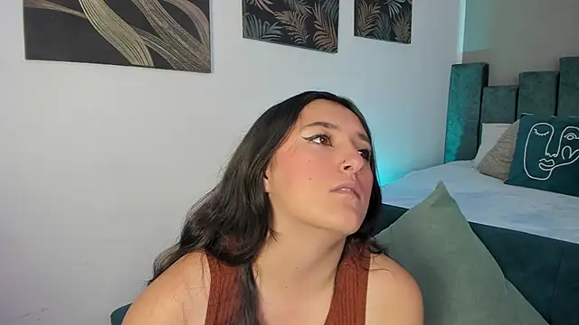 Kathia Morelli online show from October 2025 11:55:01 AM