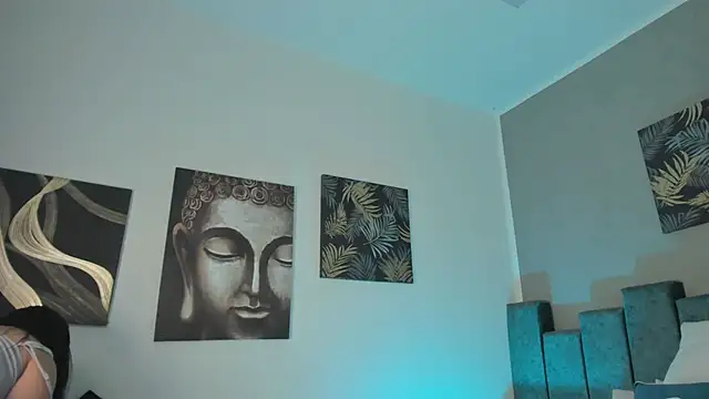 Kathia Morelli online show from June 2026 11:42:02 AM
