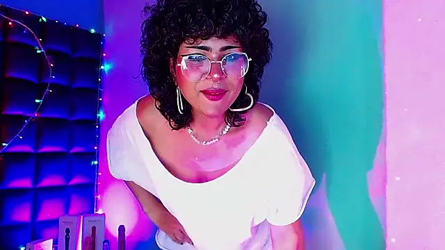 kuromi69 online show from December 2024 08:18:01 AM