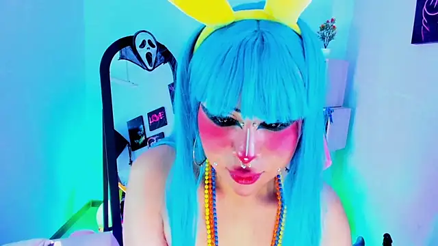 kuromi69 online show from April 2026 07:41:01 AM