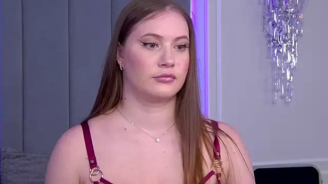 Snapshot of ChloeMarsch chatting on October 2025 04:44:02 AM ChloeMarsch online show from October 2025 04:44:02 AM