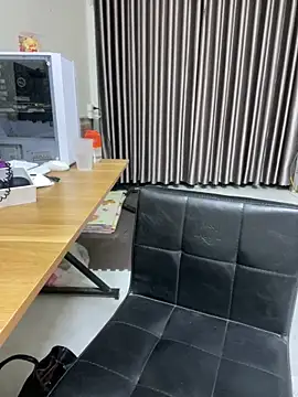 Snapshot of Louis_Baby chatting on December 2024 01:59:02 PM Louis Baby online show from December 2024 01:59:02 PM