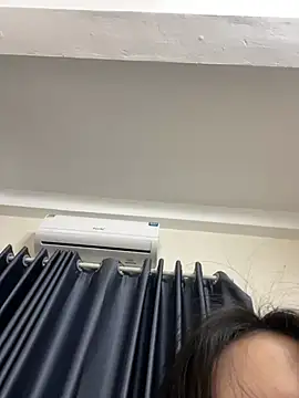 Snapshot of Louis_Baby chatting on January 2025 03:10:01 PM Louis Baby online show from January 2025 03:10:01 PM