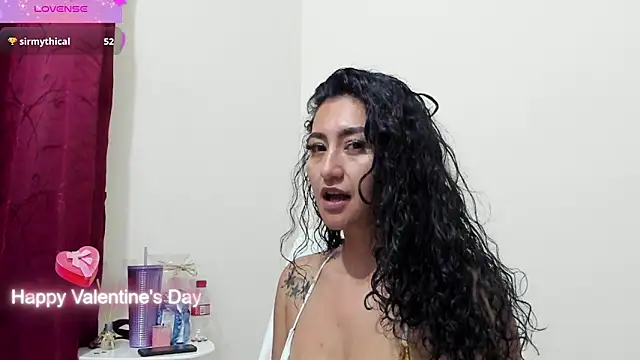 Snapshot of Missmia23 chatting on February 2025 03:15:02 AM Missmia23 online show from February 2025 03:15:02 AM
