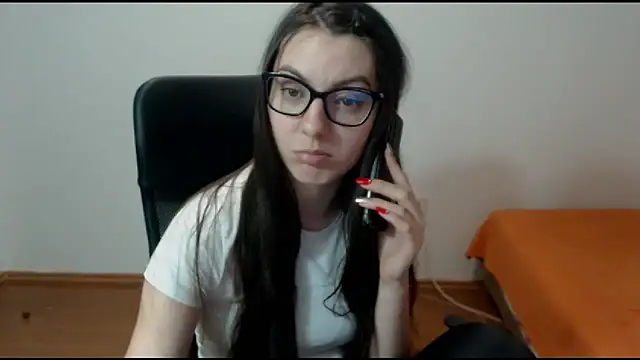 CuteJollie4U online show from February 2025 06:12:01 PM