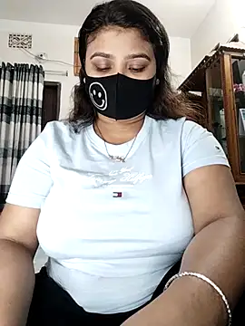 Snapshot of Rime-Chowdhury chatting on February 2025 09:48:01 PM Rime-Chowdhury online show from February 2025 09:48:01 PM