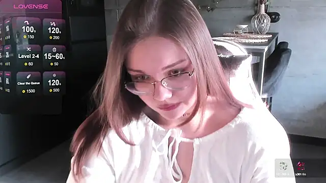 Snapshot of EvaBae chatting on January 2025 11:03:01 AM EvaBae online show from January 2025 11:03:01 AM