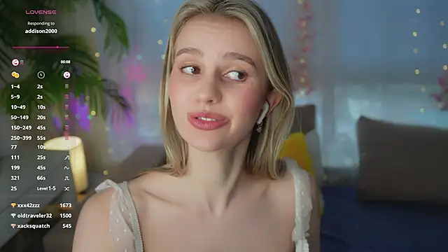 Fluffy-Angel online show from January 2025 10:55:02 AM