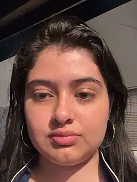 Stephania 18 online show from December 2024 03:26:01 AM