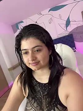 Stephania 18 online show from February 2025 08:58:01 PM