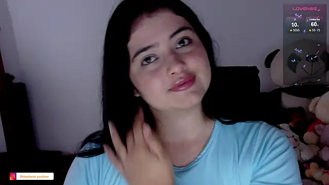 Stephania 18 online show from November 2025 08:55:01 PM