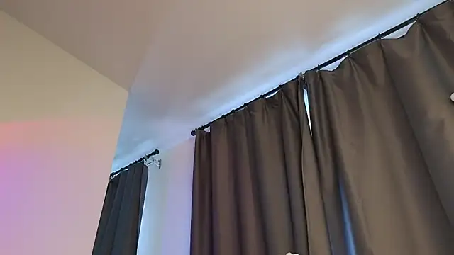  eva queen online show from April 2026 10:53:02 AM