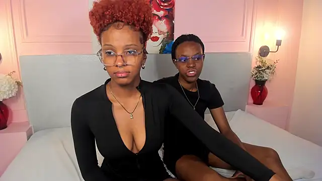 LiannaDixon online show from February 2025 11:43:02 AM