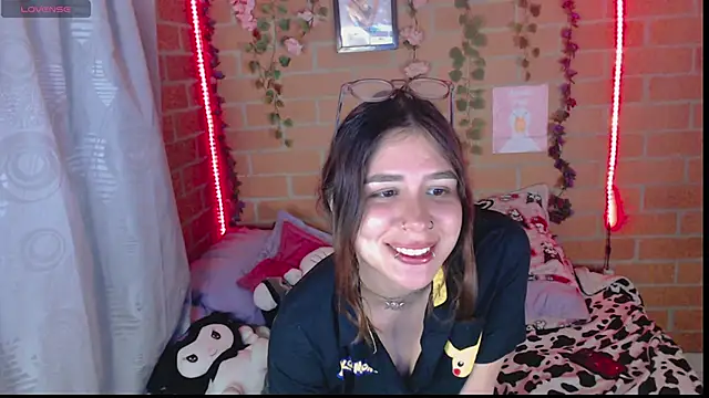 Snapshot of candypaint_7u7 chatting on October 2025 04:52:01 AM candypaint 7u7 online show from October 2025 04:52:01 AM