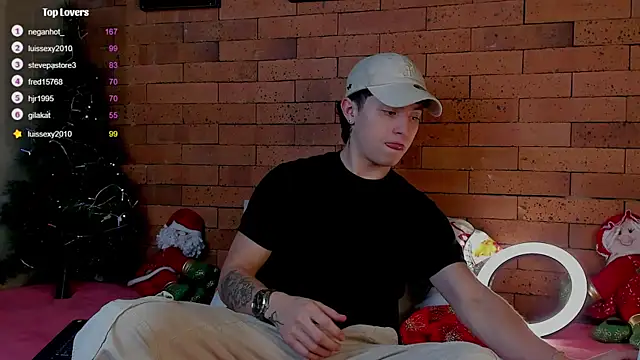 Snapshot of Ares_Dickson chatting on December 2024 05:39:02 AM Ares Dickson online show from December 2024 05:39:02 AM