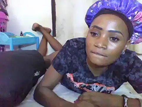 SpicyPetite online show from February 2025 01:03:01 PM