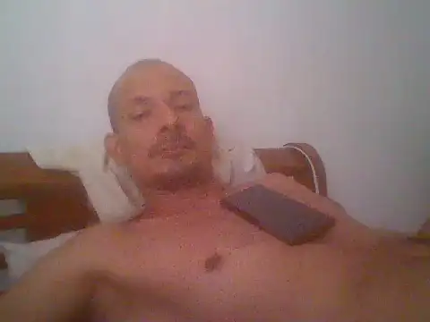 Snapshot of snoppie chatting on October 2025 04:29:01 PM snoppie online show from October 2025 04:29:01 PM