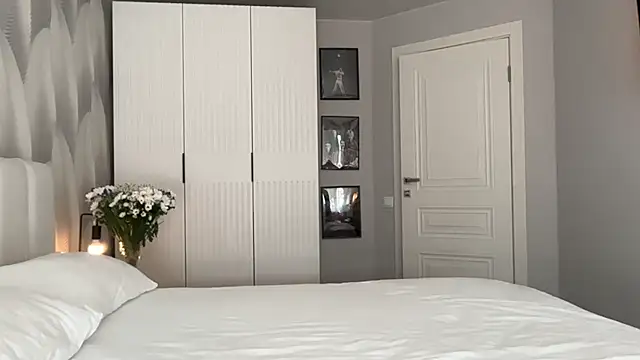 MiroslavaLime online show from May 2026 05:25:01 AM