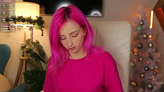 Snapshot of Selena_Lily chatting on December 2024 06:30:02 PM Selena Lily online show from December 2024 06:30:02 PM