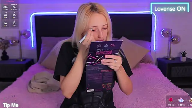 Snapshot of Selena_Lily chatting on September 2025 05:53:02 AM Selena Lily online show from September 2025 05:53:02 AM