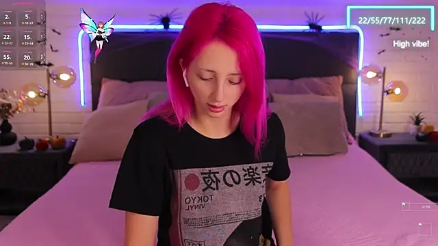 Snapshot of Selena_Lily chatting on November 2025 07:21:01 AM Selena Lily online show from November 2025 07:21:01 AM