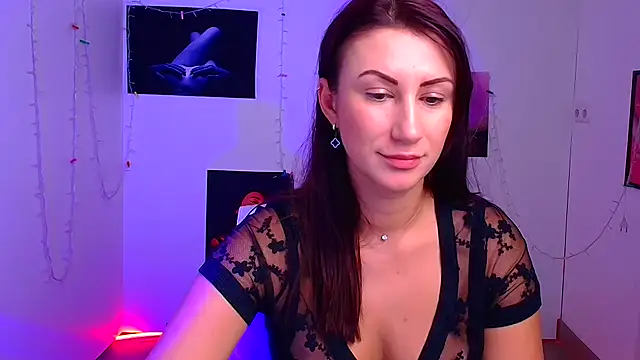 Snapshot of Loren_Moa chatting on December 2024 10:34:02 AM Loren Moa online show from December 2024 10:34:02 AM