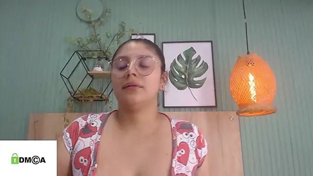 Snapshot of george_jonnes chatting on January 2025 01:32:02 PM george jonnes online show from January 2025 01:32:02 PM