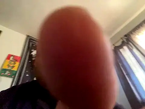 Snapshot of valleyoneofakind chatting on December 2024 12:19:02 AM valleyoneofakind online show from December 2024 12:19:02 AM