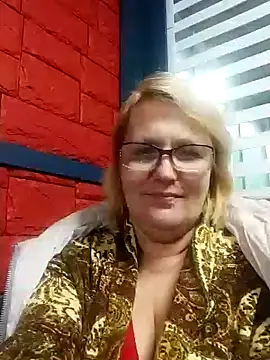 Forest-Lady online show from December 2024 05:44:01 PM