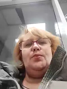 Forest-Lady online show from February 2025 03:39:01 PM