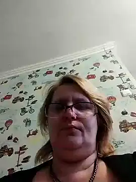 Forest-Lady online show from February 2025 01:16:02 PM