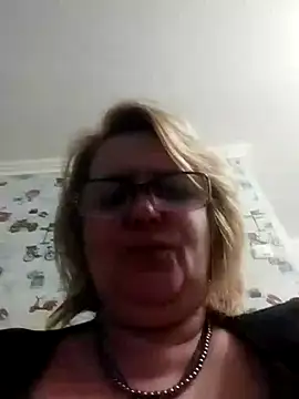 Forest-Lady online show from February 2025 08:18:01 PM