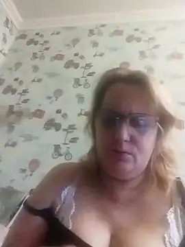 Forest-Lady online show from October 2025 11:40:01 AM