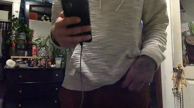 Snapshot of Robriguezxxx chatting on December 2024 05:27:01 AM Robriguezxxx online show from December 2024 05:27:01 AM