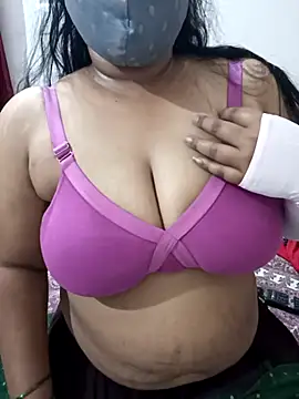 hotlovelygirl online show from March 2025 04:40:02 PM