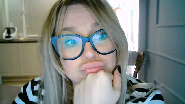 teaseDiana online show from February 2025 08:07:02 PM