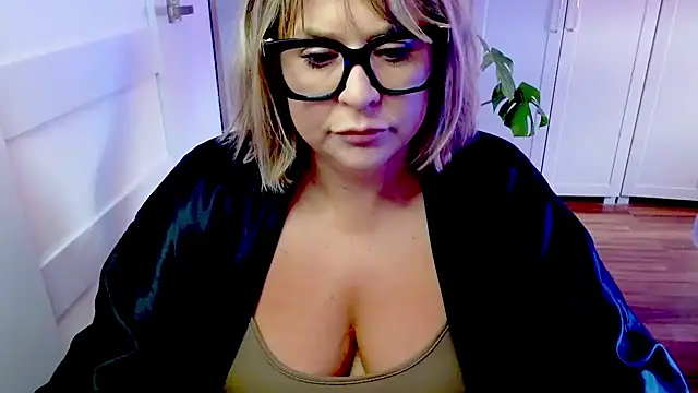 teaseDiana online show from May 2026 05:46:02 AM