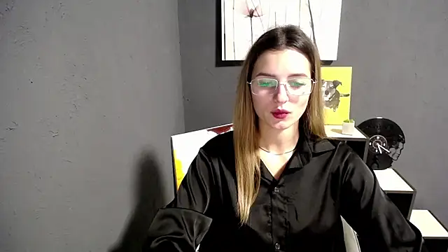 Snapshot of lady_olivia_ chatting on November 2025 01:44:02 PM lady olivia online show from November 2025 01:44:02 PM