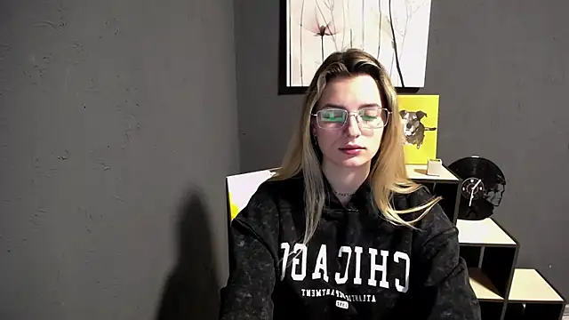 Snapshot of lady_olivia_ chatting on March 2026 01:39:01 PM lady olivia online show from March 2026 01:39:01 PM