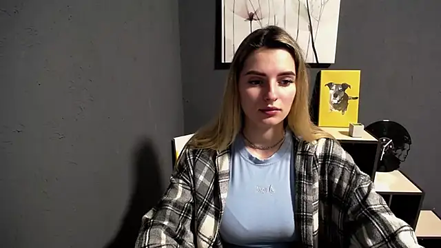 Snapshot of lady_olivia_ chatting on March 2026 02:43:01 PM lady olivia online show from March 2026 02:43:01 PM