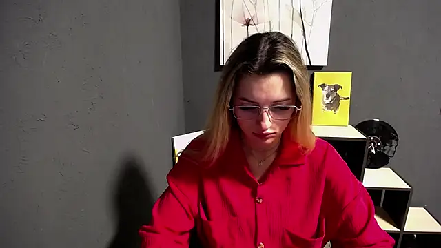 lady olivia  online show from April 2026 11:56:02 AM