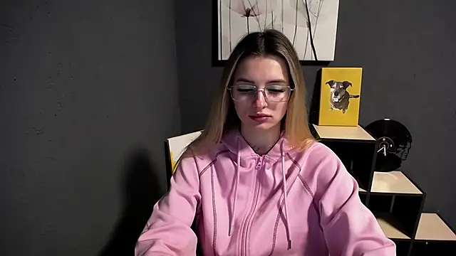 lady olivia  online show from May 2026 12:32:02 PM