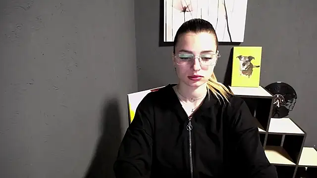 lady olivia  online show from May 2026 12:23:02 PM