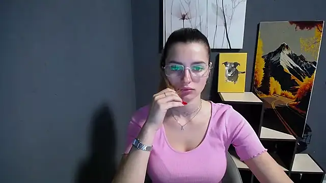 lady olivia  online show from June 2026 01:21:02 PM